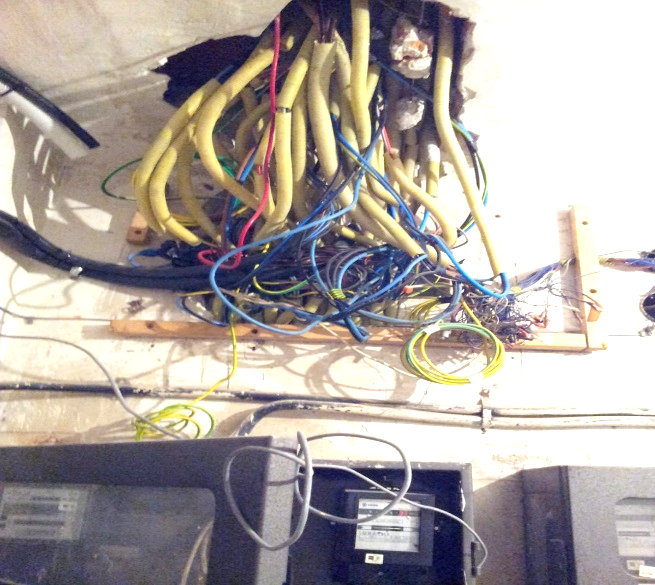 Antes — cuadro eléctrico